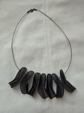 Cos Minimalist Necklace in Black